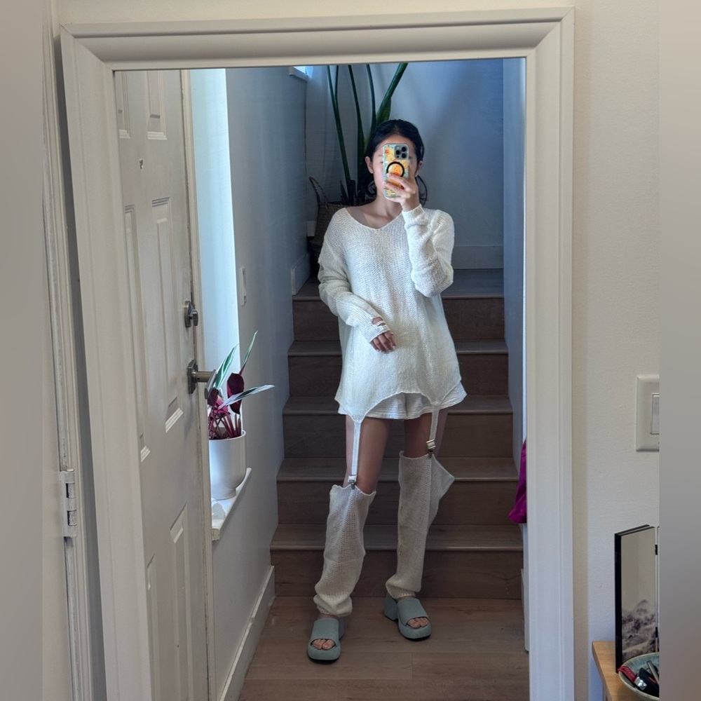 BNWT! Cream knit sweater with matching leg warmers set 🤍
